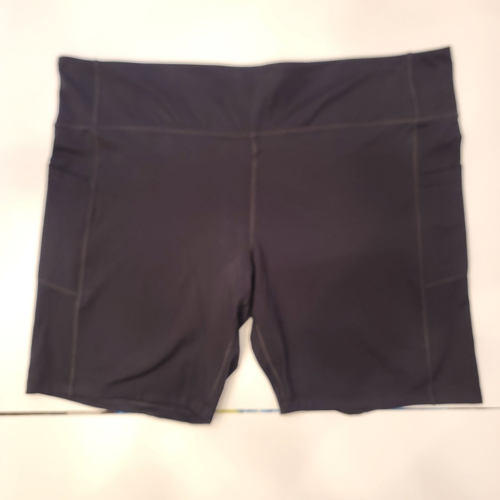 Freely 3X Activewear Workout Shorts Walk Yoga Plus Size Black Side Pockets